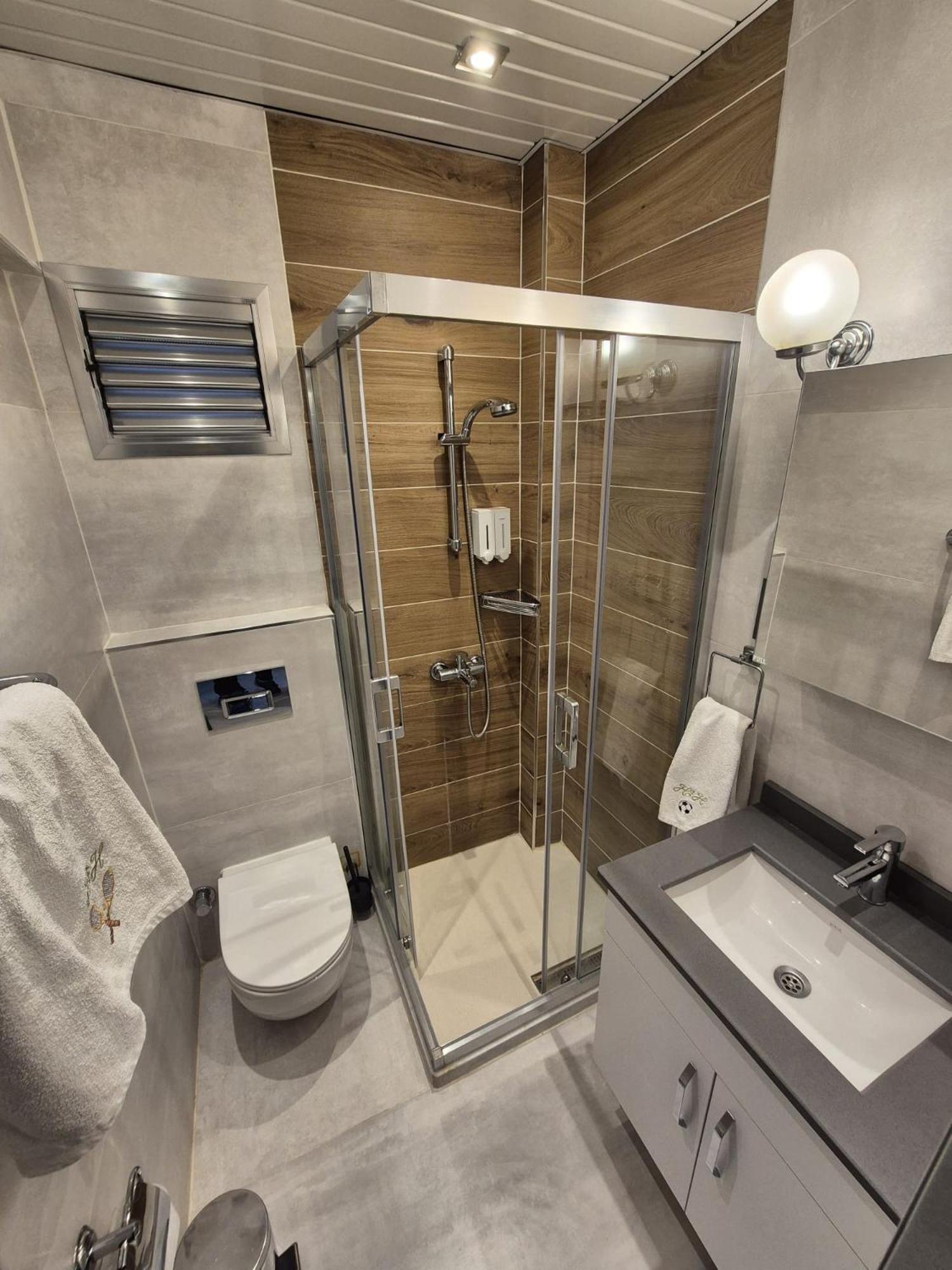 Hal-tur Hotel 3*