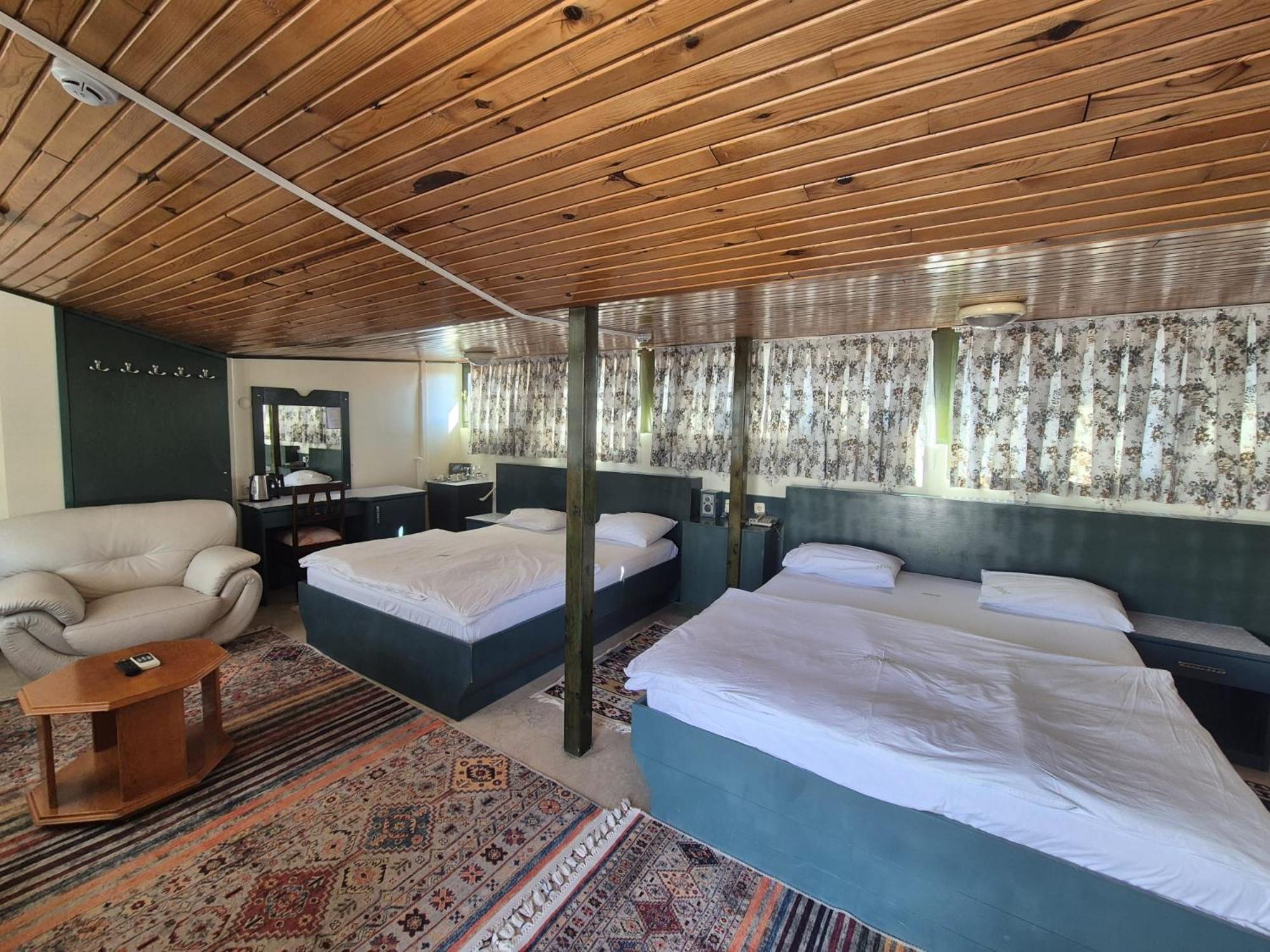 Hotel Hal-tur 3*