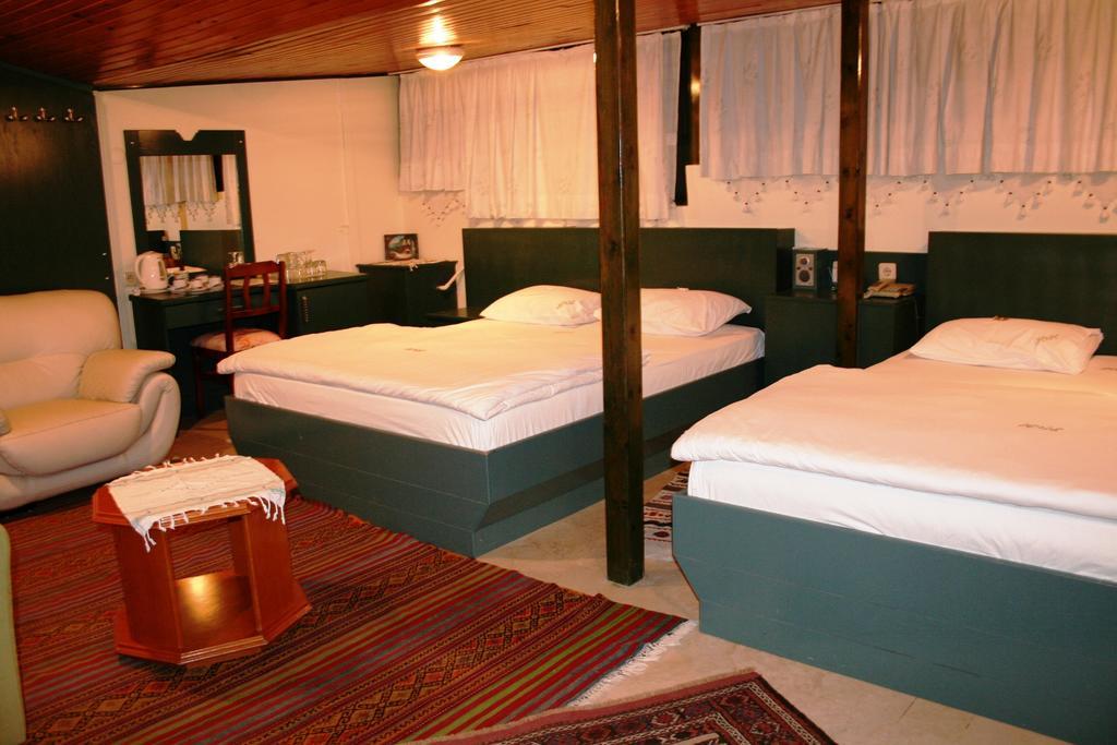 Hotel Hal-tur