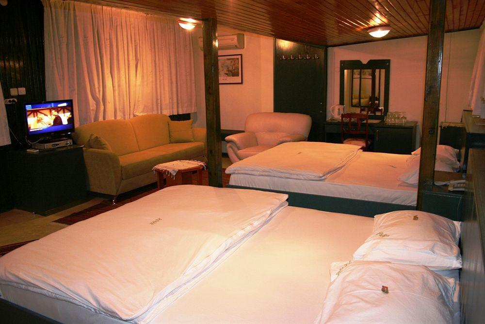 Hal-tur 3*