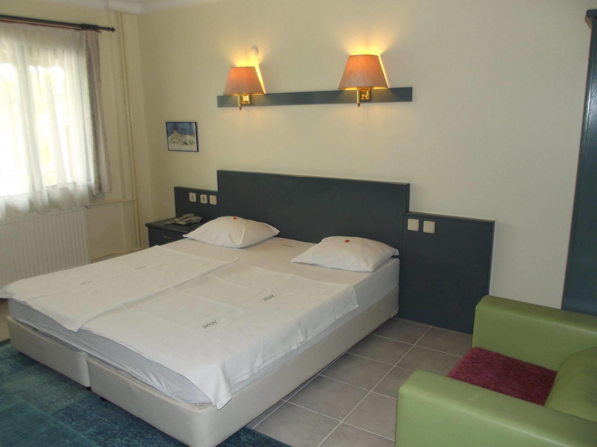 Hotel Hal-tur 3*