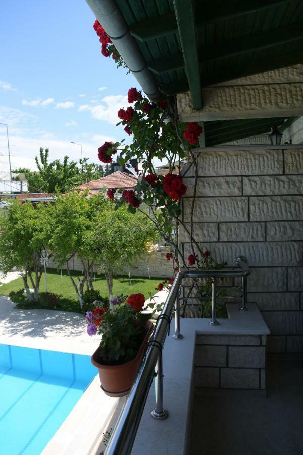 Hotel Hal-tur