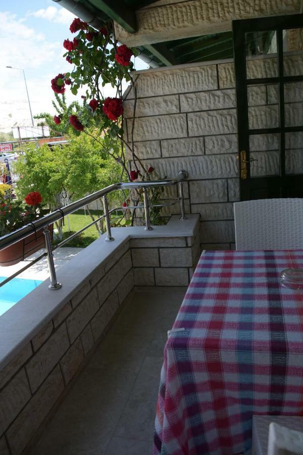 Hal-tur Hotel
